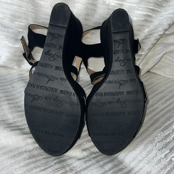 American Rag Women's 'Rachey' Black Suede Wedge Platform Heel Sandals Size 8.5 M - Picture 10 of 13